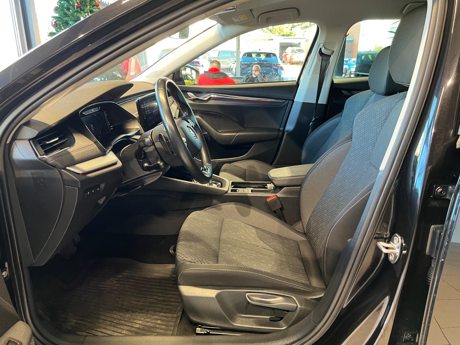 Skoda Octavia 2.0TDI DSG4x4 COMBI*LED*AMBIENTE*KEYLESS, миниатюра 9