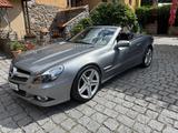 Mercedes-Benz SL 350 - Sommerwagen mit Regelmasigeservise - graue Mercedes-Benz SL 350