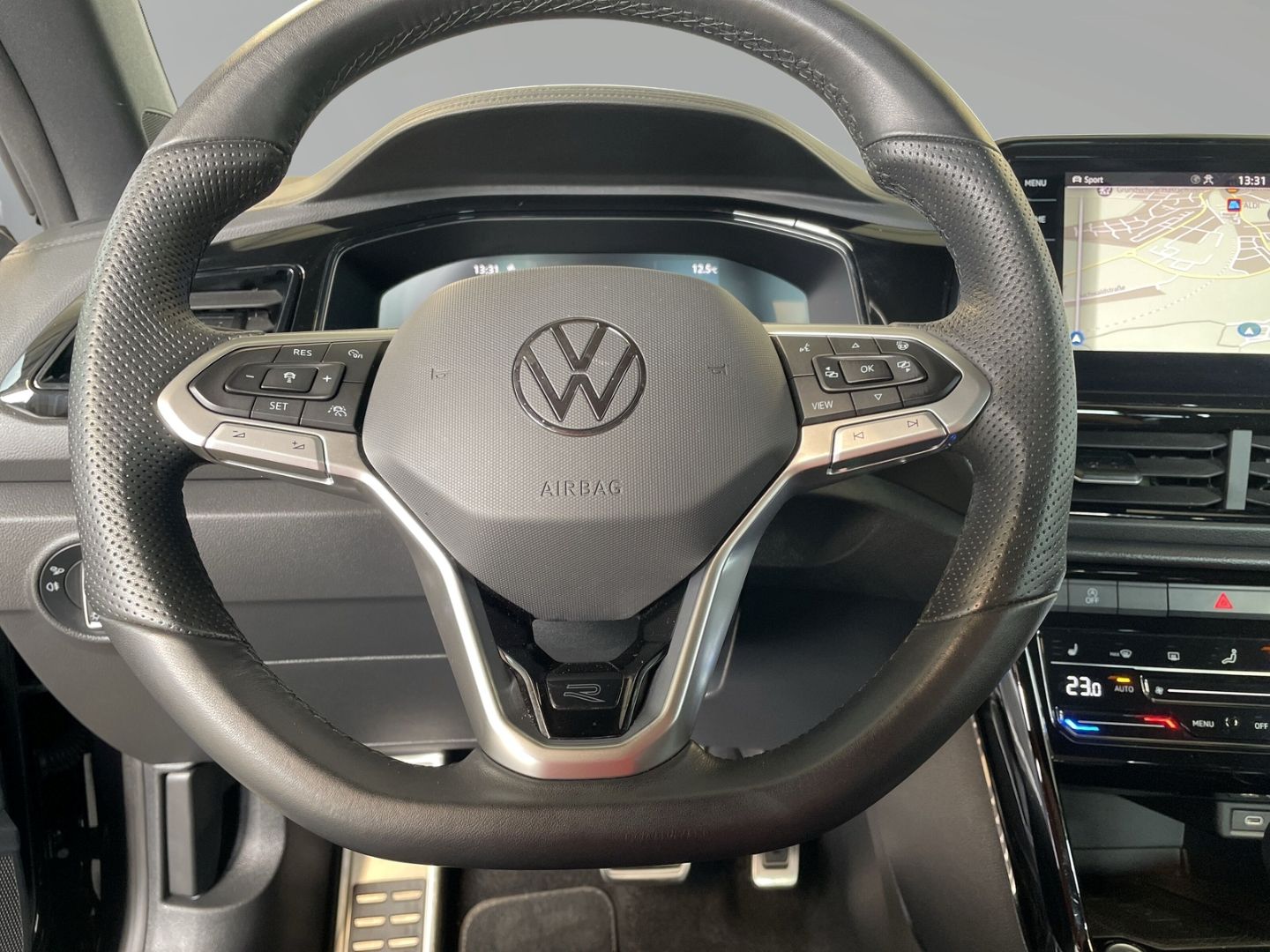 Volkswagen T-Roc - Bild 4