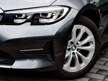 BMW 318 - 4