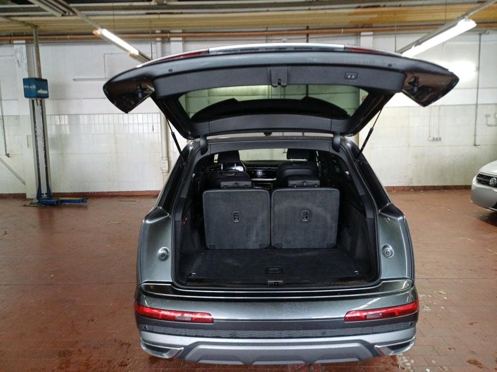 Fahrzeugabbildung Audi Q7 50 3.0 TDI quattro S-line+/PANO/AHK/KAMERA/7S