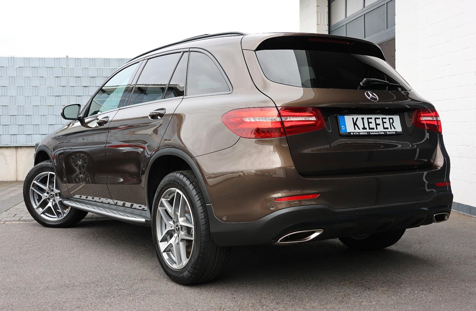 Mercedes-Benz GLC 300 4MATIC/ACC/Burmester/PANO/SHZ/TTW/KAMERA
