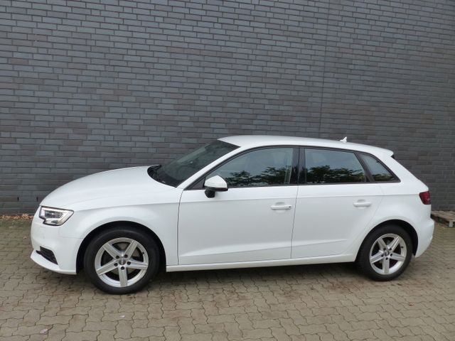 Audi A3 Sportback 1,5 Navi/Xenon/PDC/Klimaaut/Sitzh.