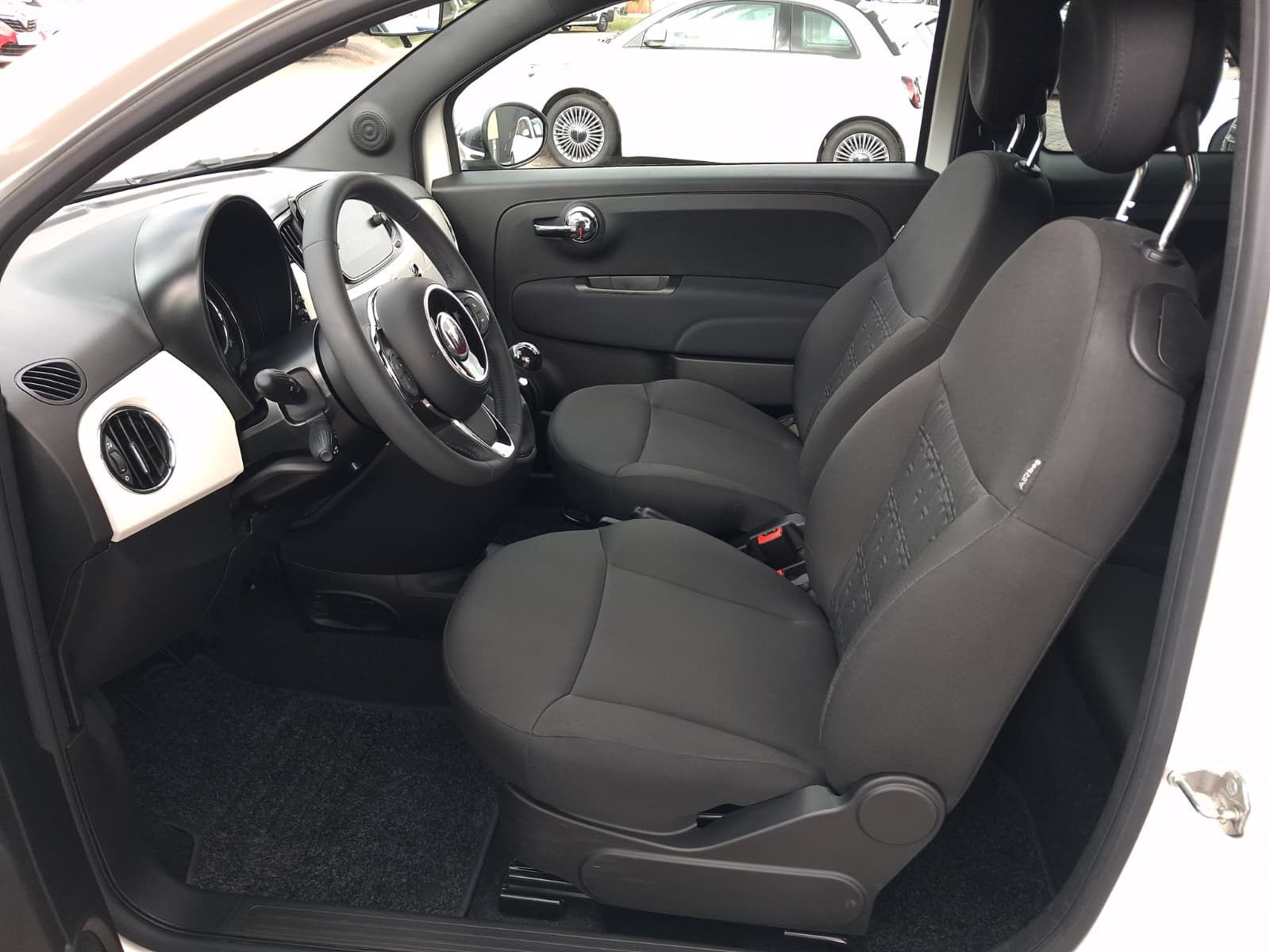 Fahrzeugabbildung Fiat 500