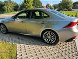Lexus IS 300 300h Luxury Line Automatik Luxury Line - Lexus aus 2019