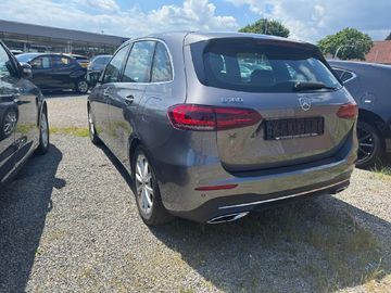 Mercedes-Benz B B 180