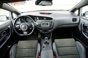 KIA pro cee'd / ProCeed - 11