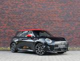 MINI Cooper E | JCW - Pano - XL Pack - MINI Cooper E mit Panoramadach