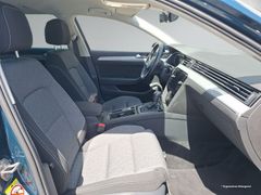 VW Passat Variant 2.0 TDI Business Sthzg Nav Ahk 17 VW Passat Variant 2.0 TDI Business Sthzg Nav Ahk 17