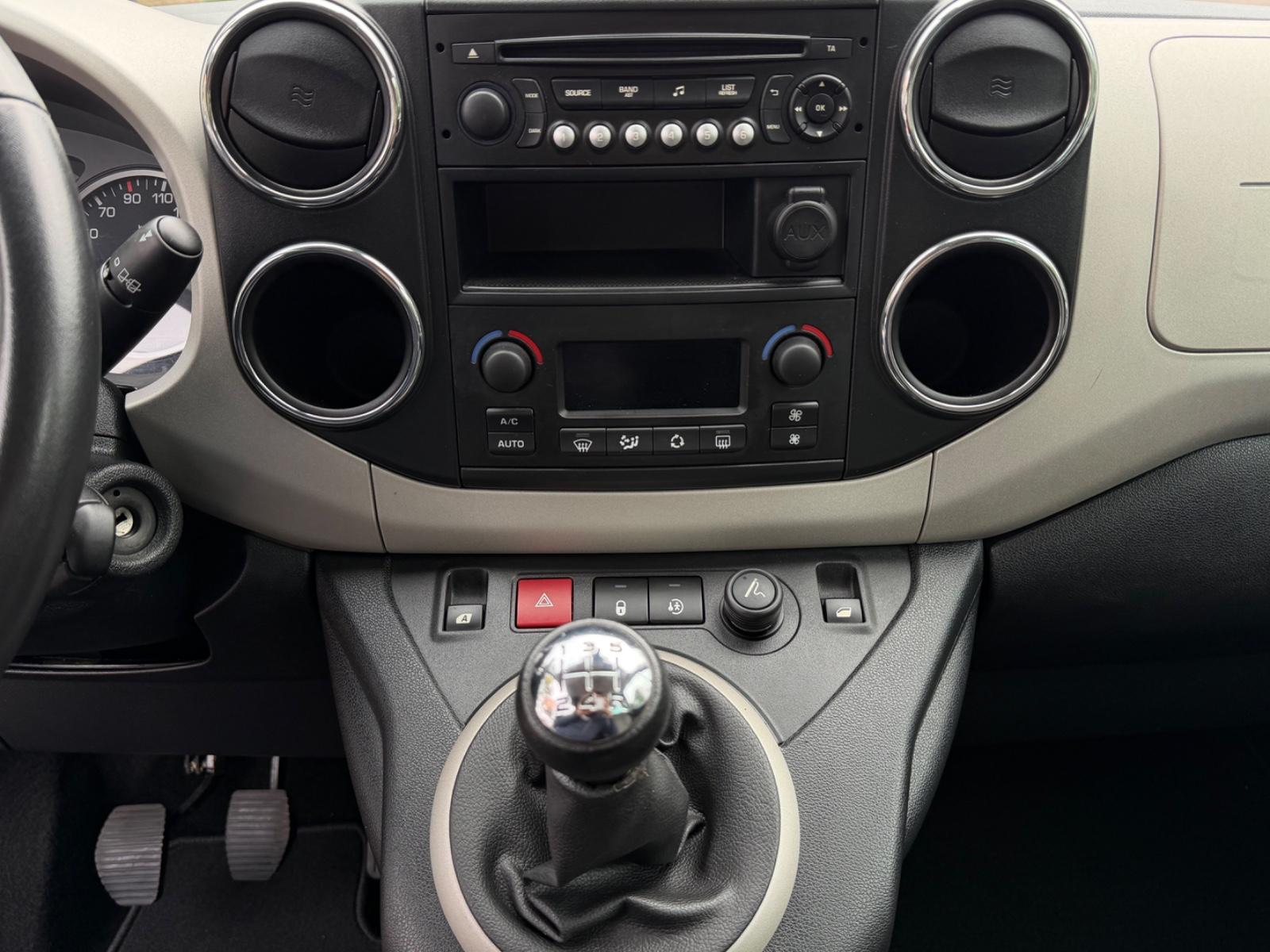 Peugeot Partner Tepee 7SITZER/KLIMA/TEMP/TÜV-NEU