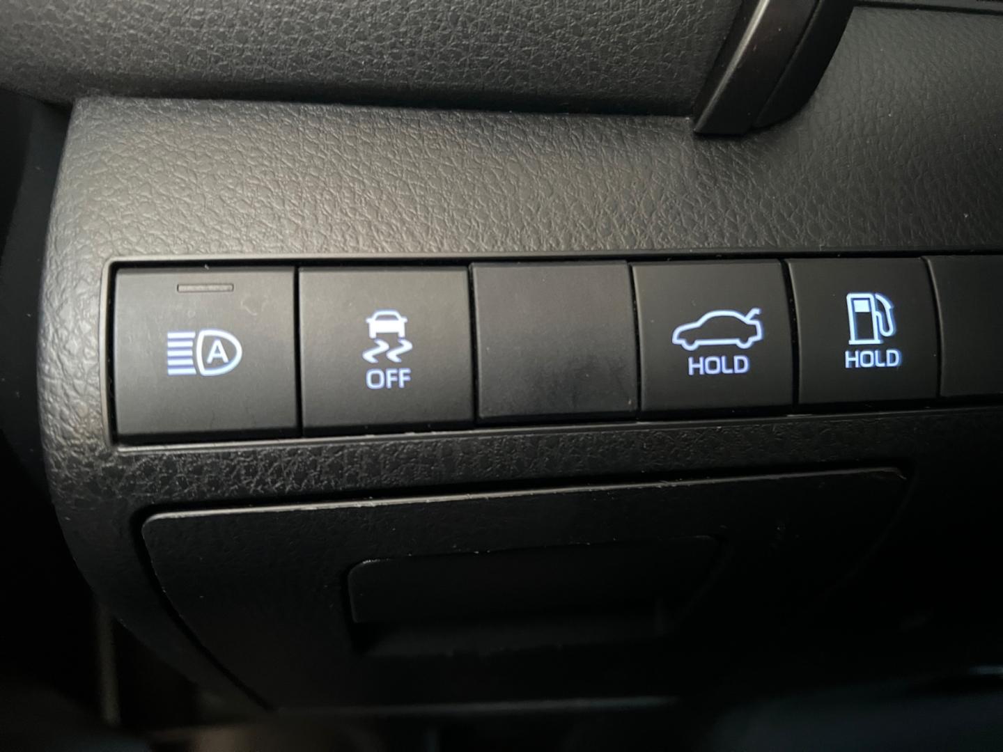 Toyota Camry Hybrid Business Edition *LED*el. Sitze*CAM