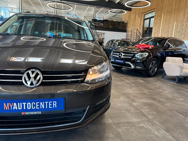 Volkswagen Sharan*7-Sitzer*3-ZONEN*SZHZ*NAVI*TEMPO*AHK*PDC