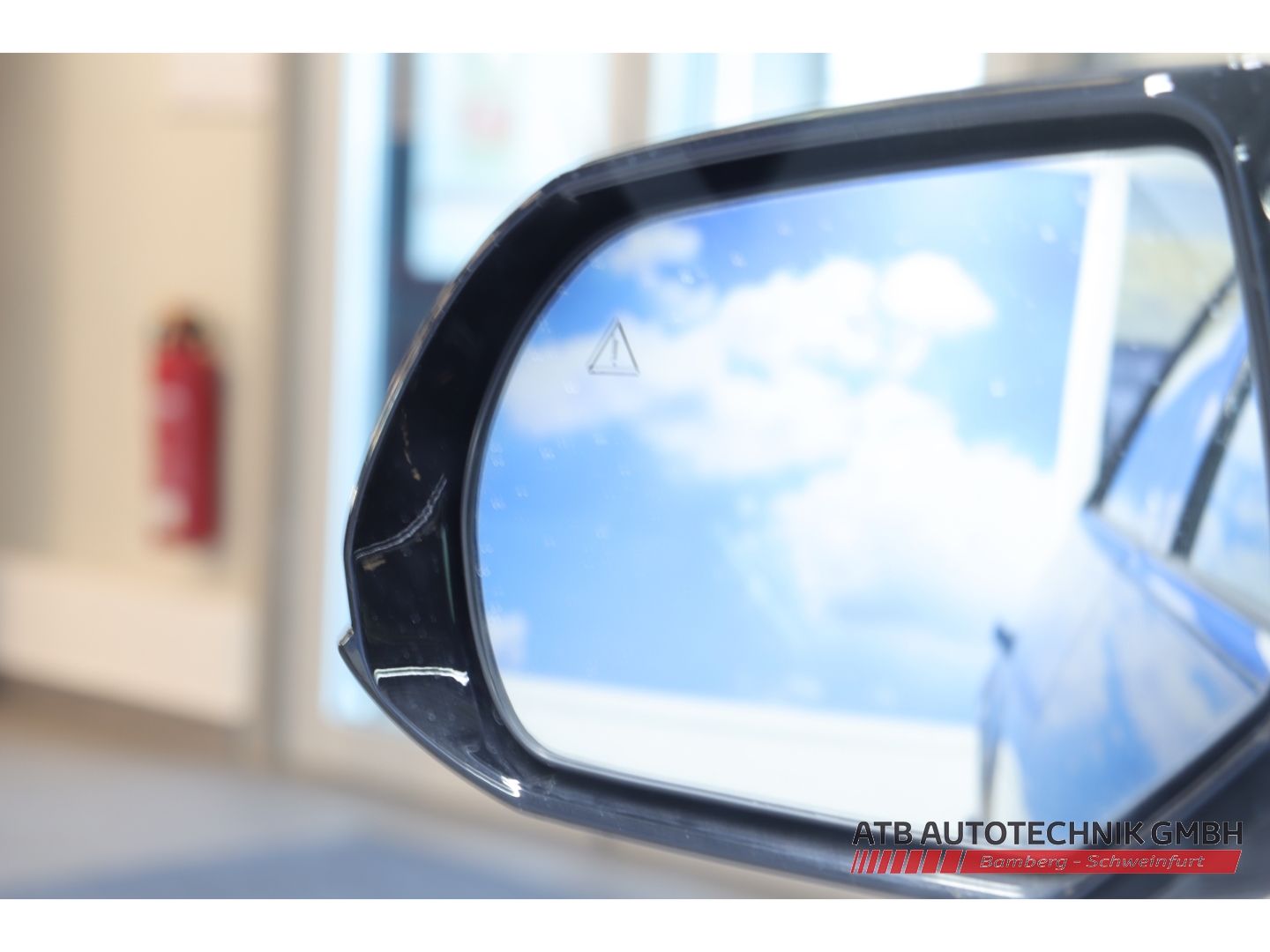 Fahrzeugabbildung Hyundai IONIQ 5 77,4 kWh 4WD SOH 98,6% UNIQ +Relax +20-Z