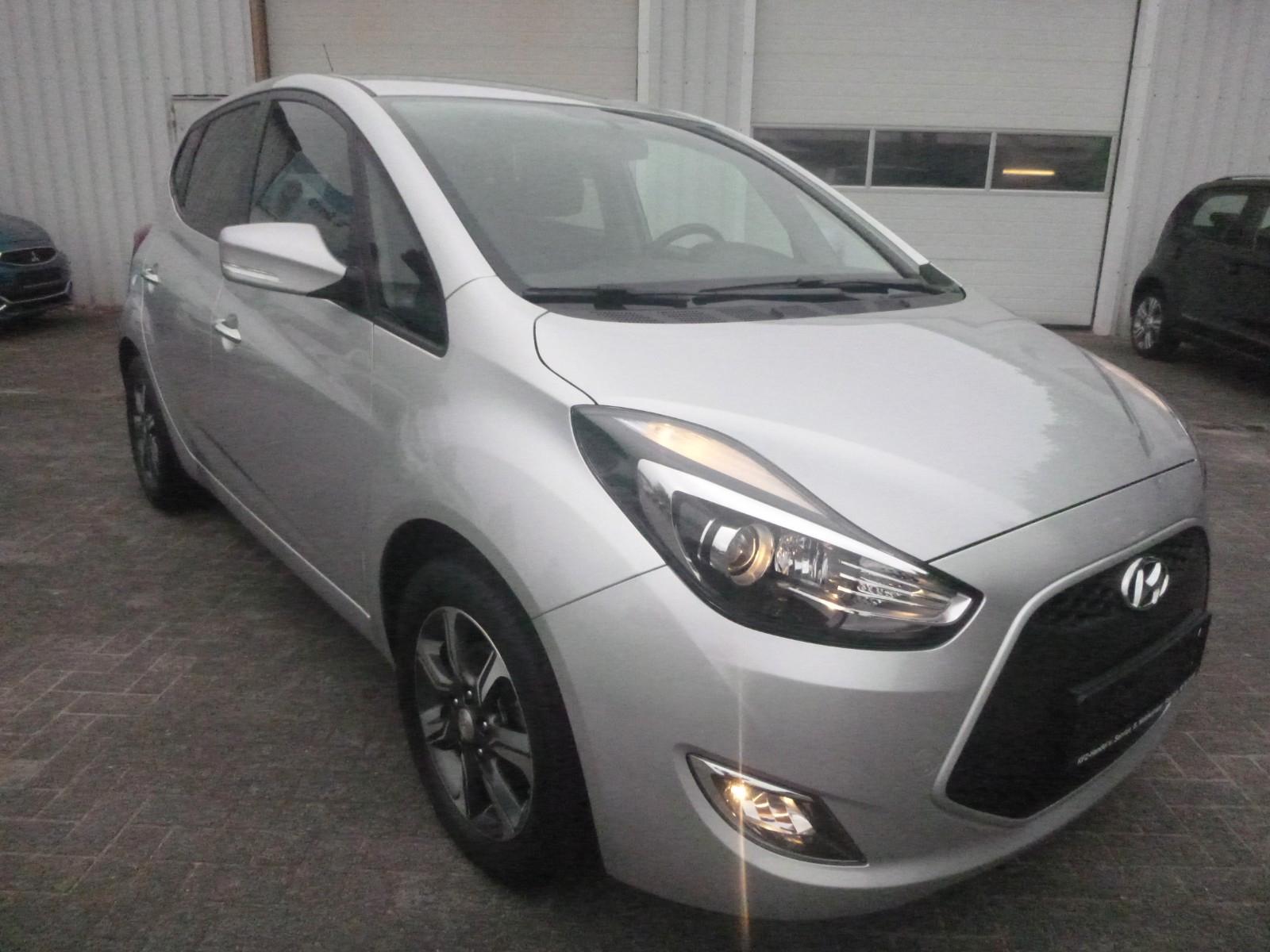 Hyundai ix20 1.6 Automatik-Navi-Klima-Kamera