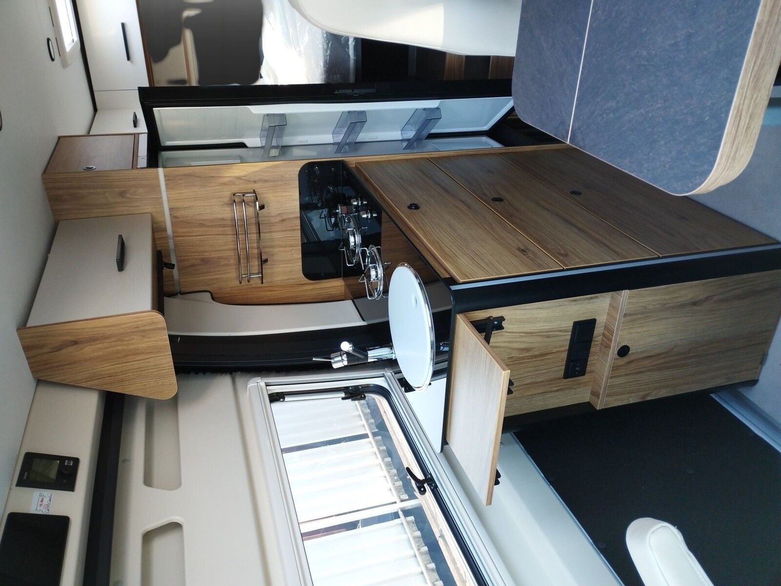 Fahrzeugabbildung Karmann Dexter DE 580 Concept Paket