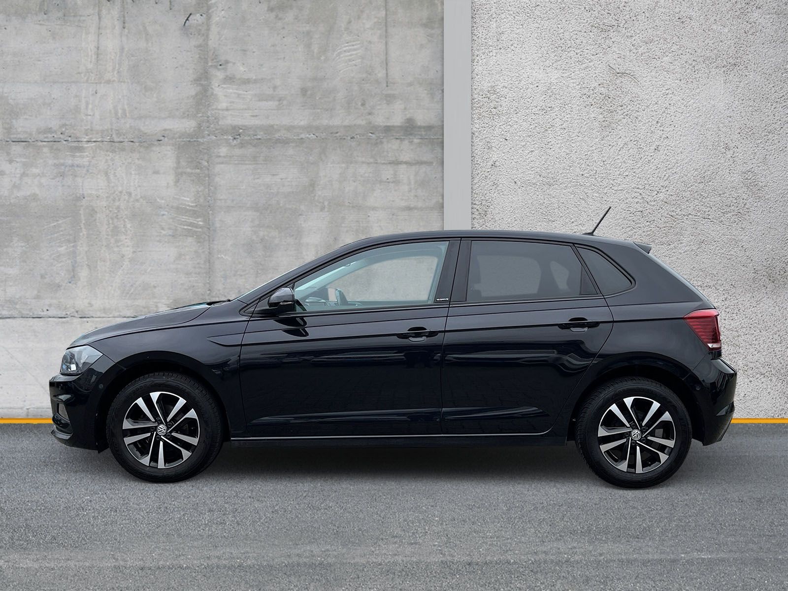 Fahrzeugabbildung Volkswagen Polo 1.0 MPI IQ.Drive CLIMATRONIC SHZ