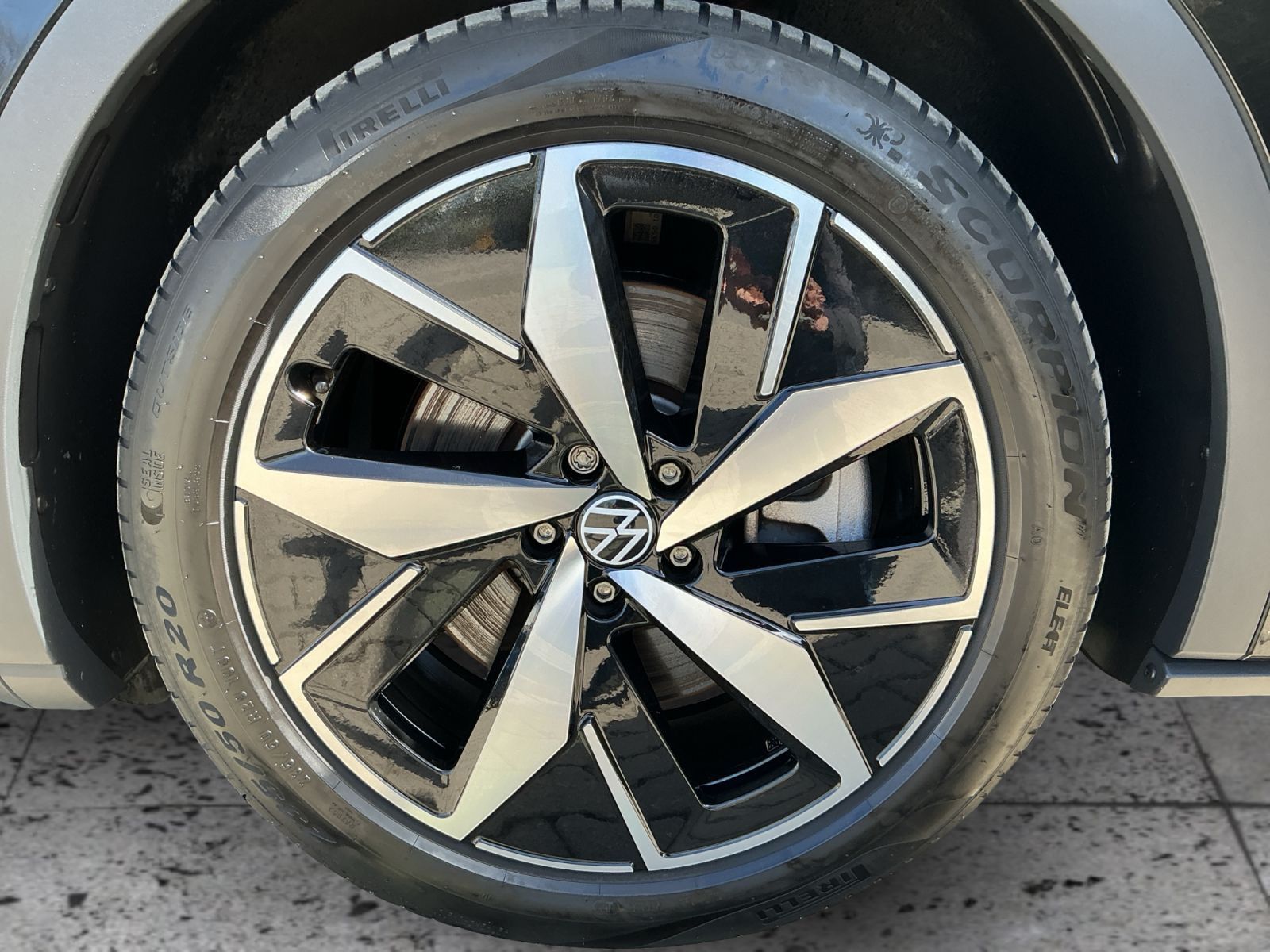 Volkswagen ID.4 - Bild 8