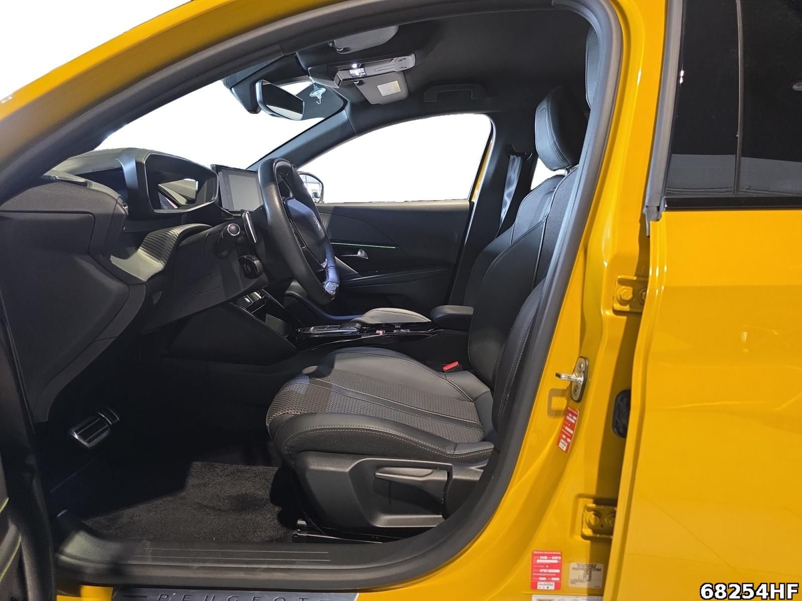 Fahrzeugabbildung Peugeot 208 Allure +CARPLAY+SHZ+LED+