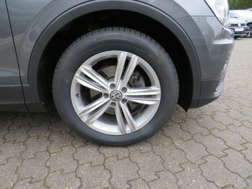 Fahrzeugabbildung Volkswagen Tiguan 2.0TDI DSG LED 18-ZOLL NAVI GRA PDC 1.H
