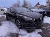 Hyundai i40 1.7 CRDi Style/AUTOMATIK/2.HAND/KAMERA/NAVI/ - Hyundai i40 mit Diesel-Antrieb: Kombi, 1.7