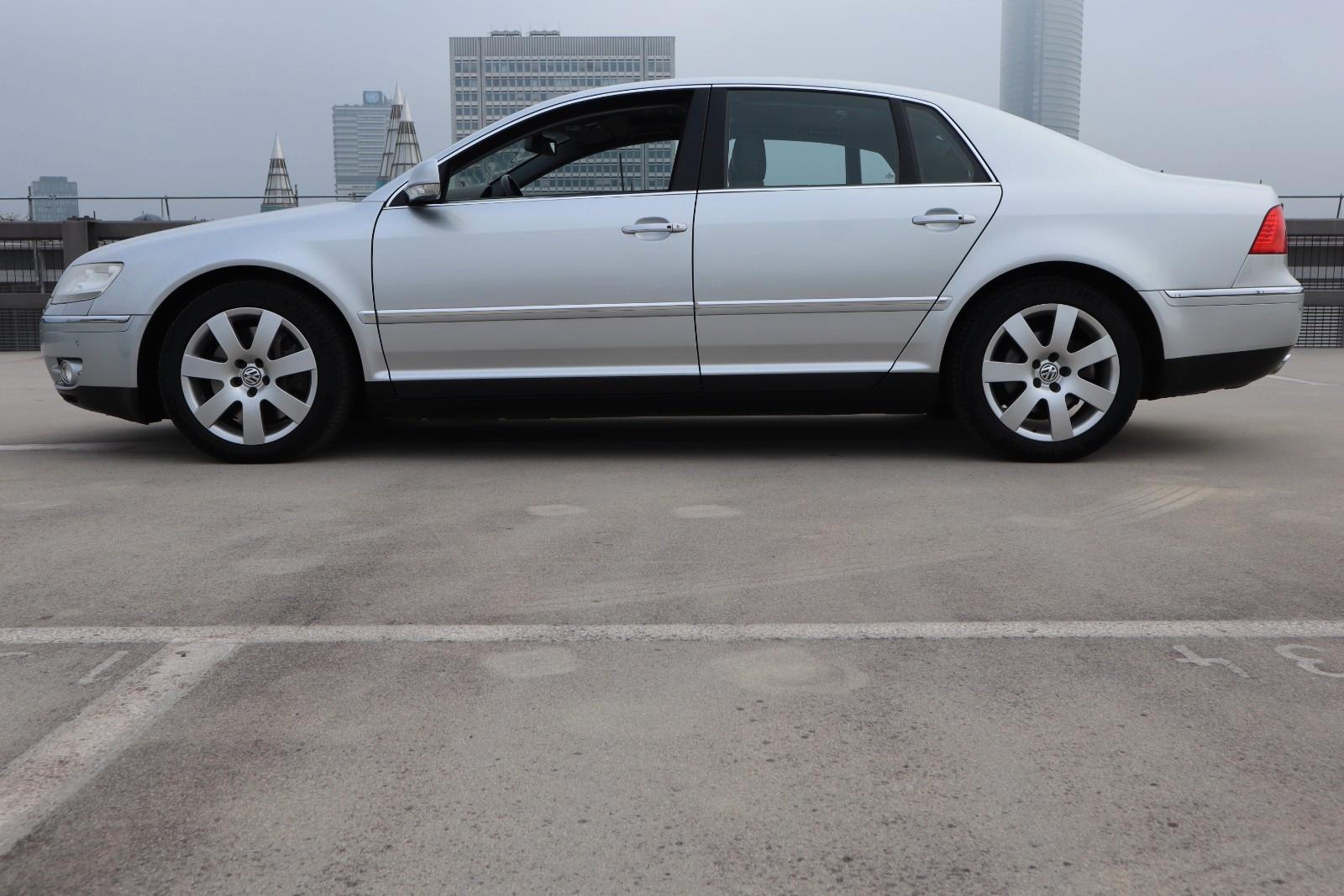 Volkswagen Phaeton 4.2 V8 4MOTION Tiptronic 5-Sitzer