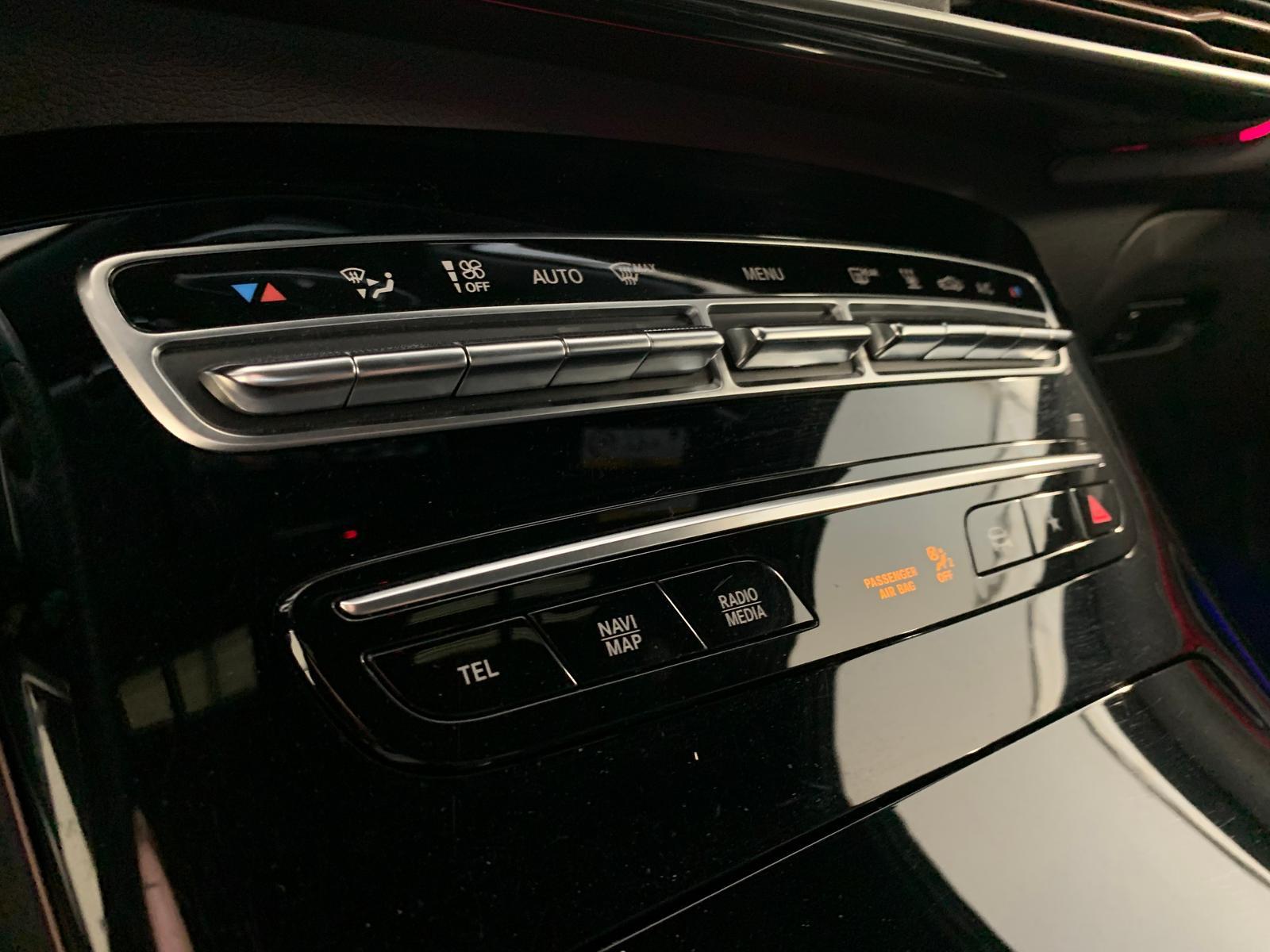 Mercedes-Benz EQC 400 4M 2xAMG Line Widescr Glasdach Multibeam