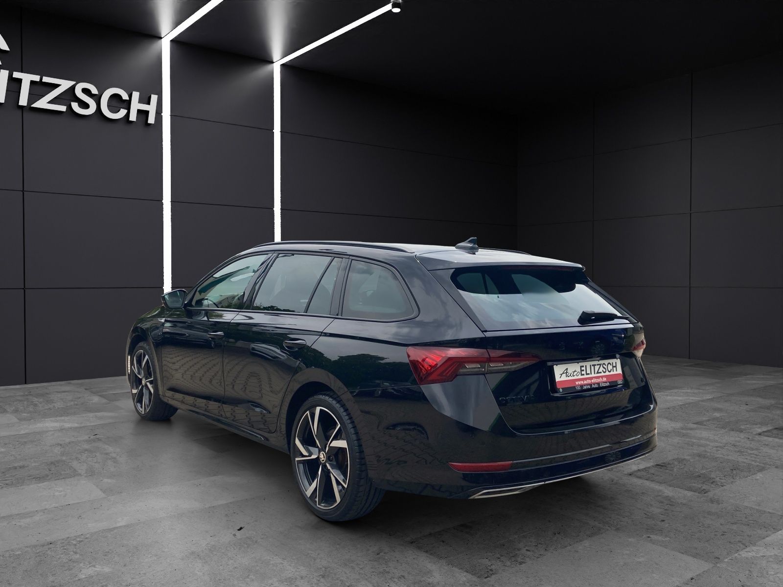 Fahrzeugabbildung SKODA Octavia Combi iV Sportline DSG Matrix AHK Navi H