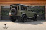 Land Rover Defender 90 136PS | Benzin - Land Rover Defender in Aachen