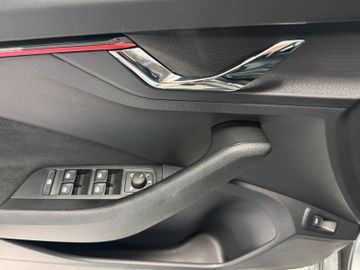 Fahrzeugverkauf 11 Skoda Kamiq 1.5 DSG AHK*Kamera*elekt. Kofferr.*LED*SH
