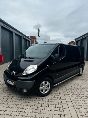 Renault Trafic 2.5