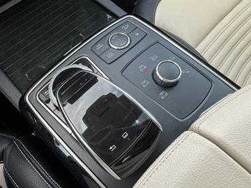 صورة مصغرة 15 لـ 2015 Mercedes-BENZ GLE