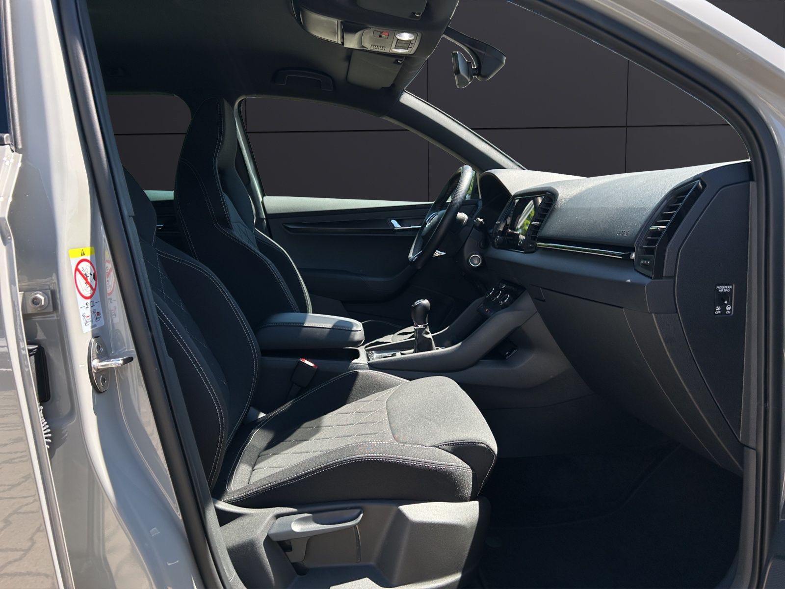 Fahrzeugabbildung SKODA Karoq Sportline LED Navi GRA 4xSHZ SmartLink