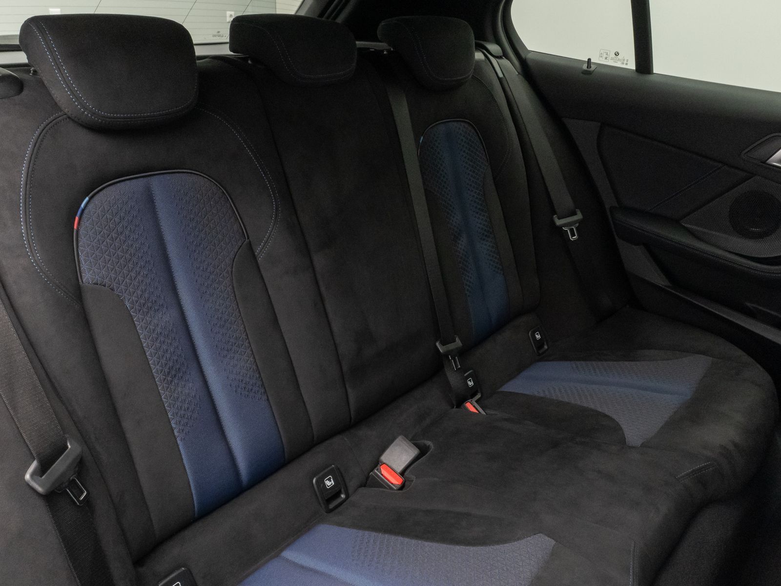 Fahrzeugabbildung BMW 120i M Sport Kamera DAB Lenkrhzg DrivAssis Alarm