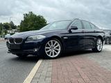 BMW 530 d Lim xDrive Schiebedach Leder Memory HeadUp - BMW 530 mit Diesel-Antrieb: Limousine