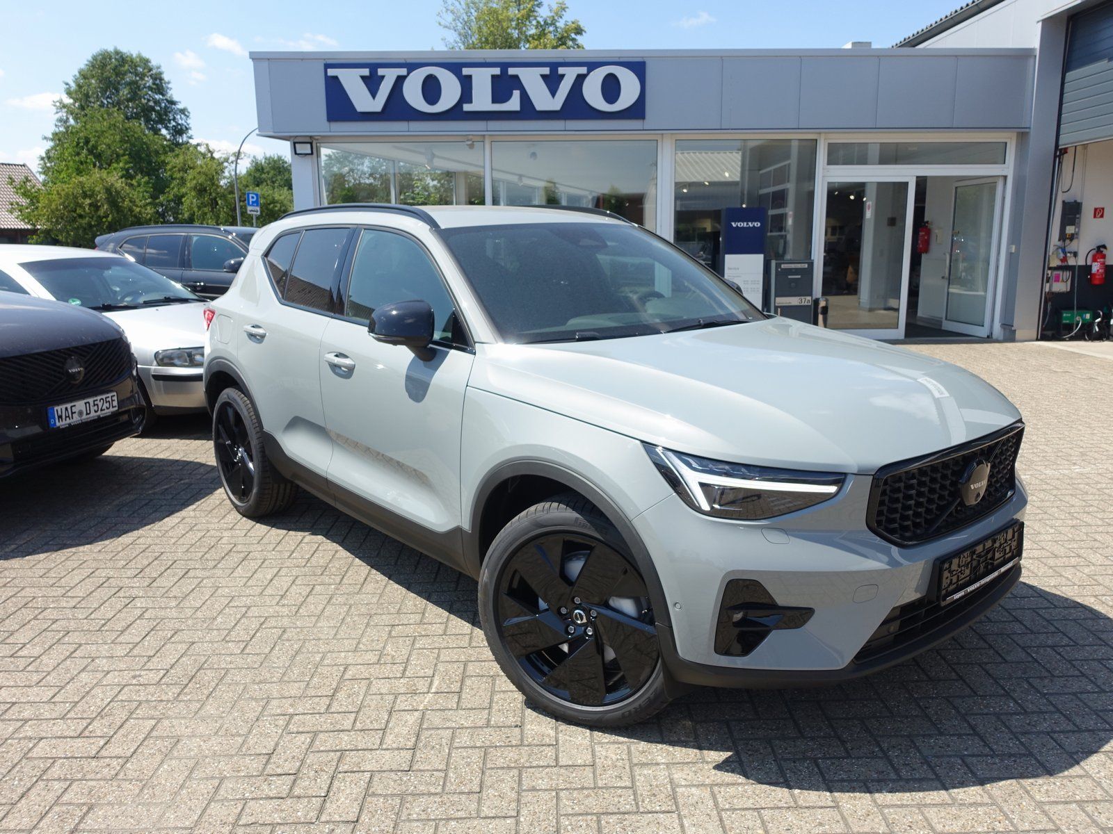 Volvo XC40 Black Edition B3 Plus/360°Cam/Frontschhz. imagem 3