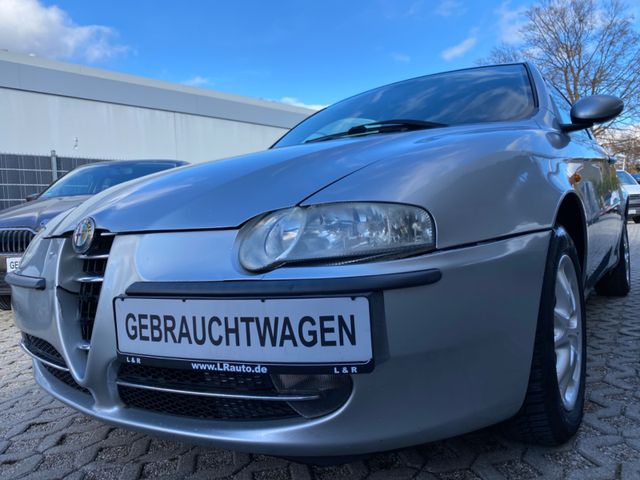 Alfa Romeo Alfa147 1.6 T.Spark Distinctive Klima Alu 1-Hand