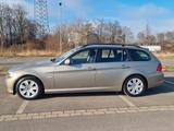 BMW 318i TOURING*LED*DSC*PDC*AUTOMATIK*GARANTIE - BMW 318 in Oberhausen