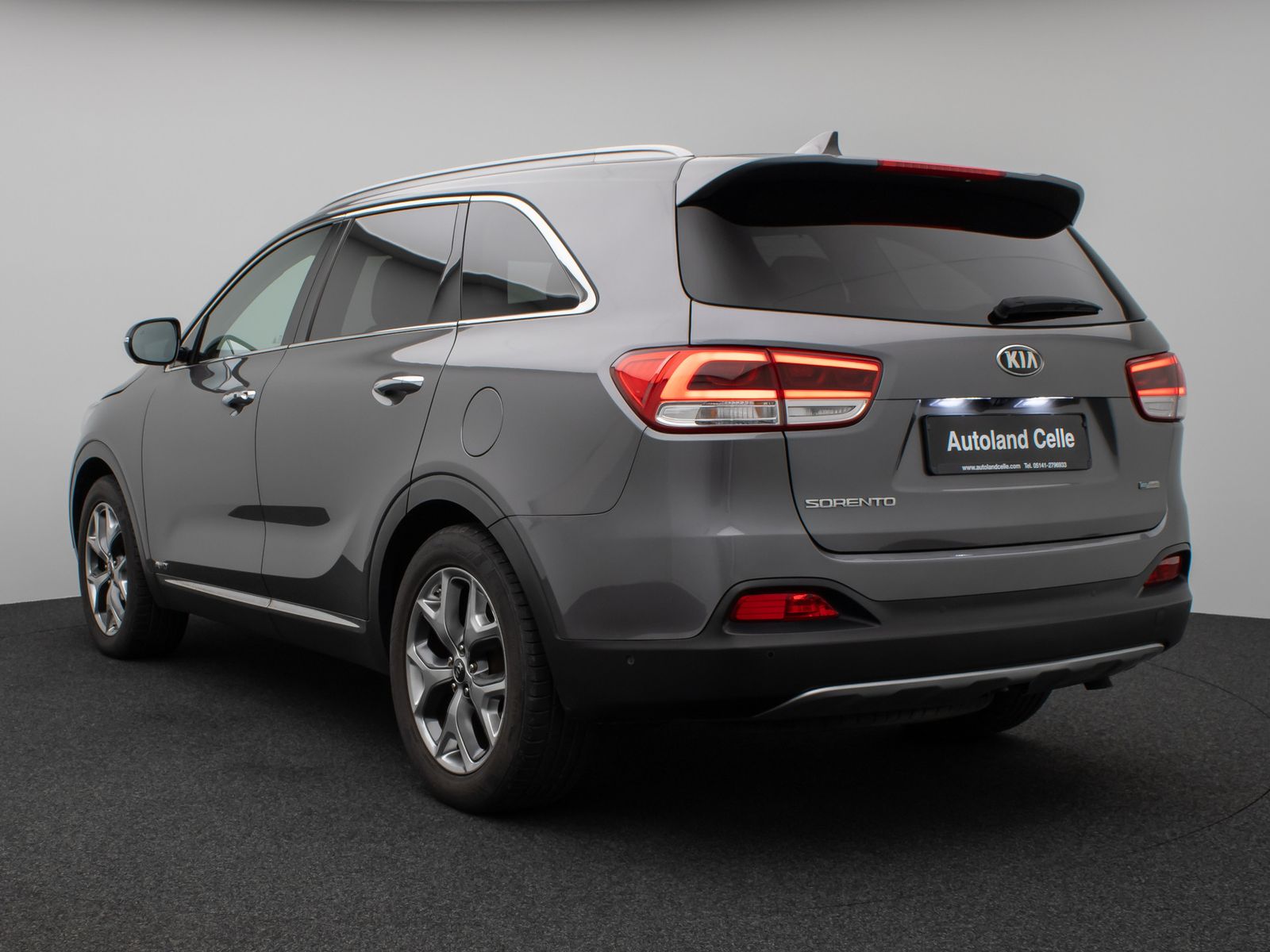 Fahrzeugabbildung Kia Sorento Platinum Edition 4WD AHK ACC 360°8Fach