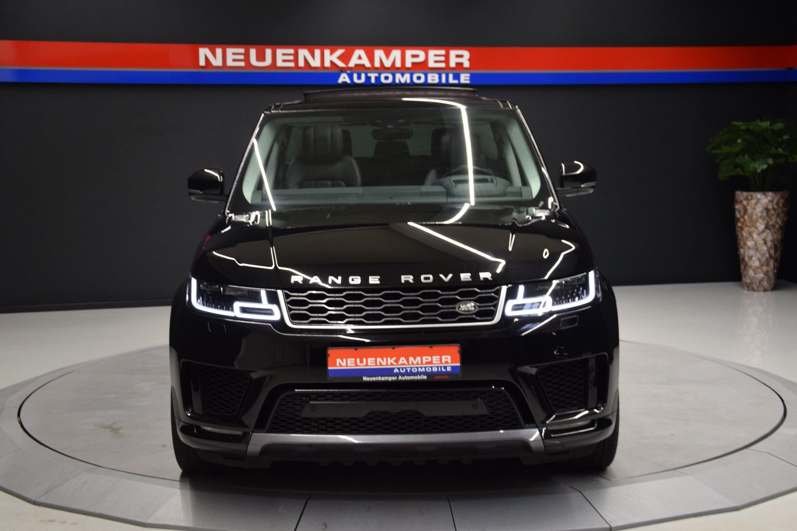 Fahrzeugabbildung Land Rover Range Rover Sport HSE Hybrid Pano HuD Ambi Merid