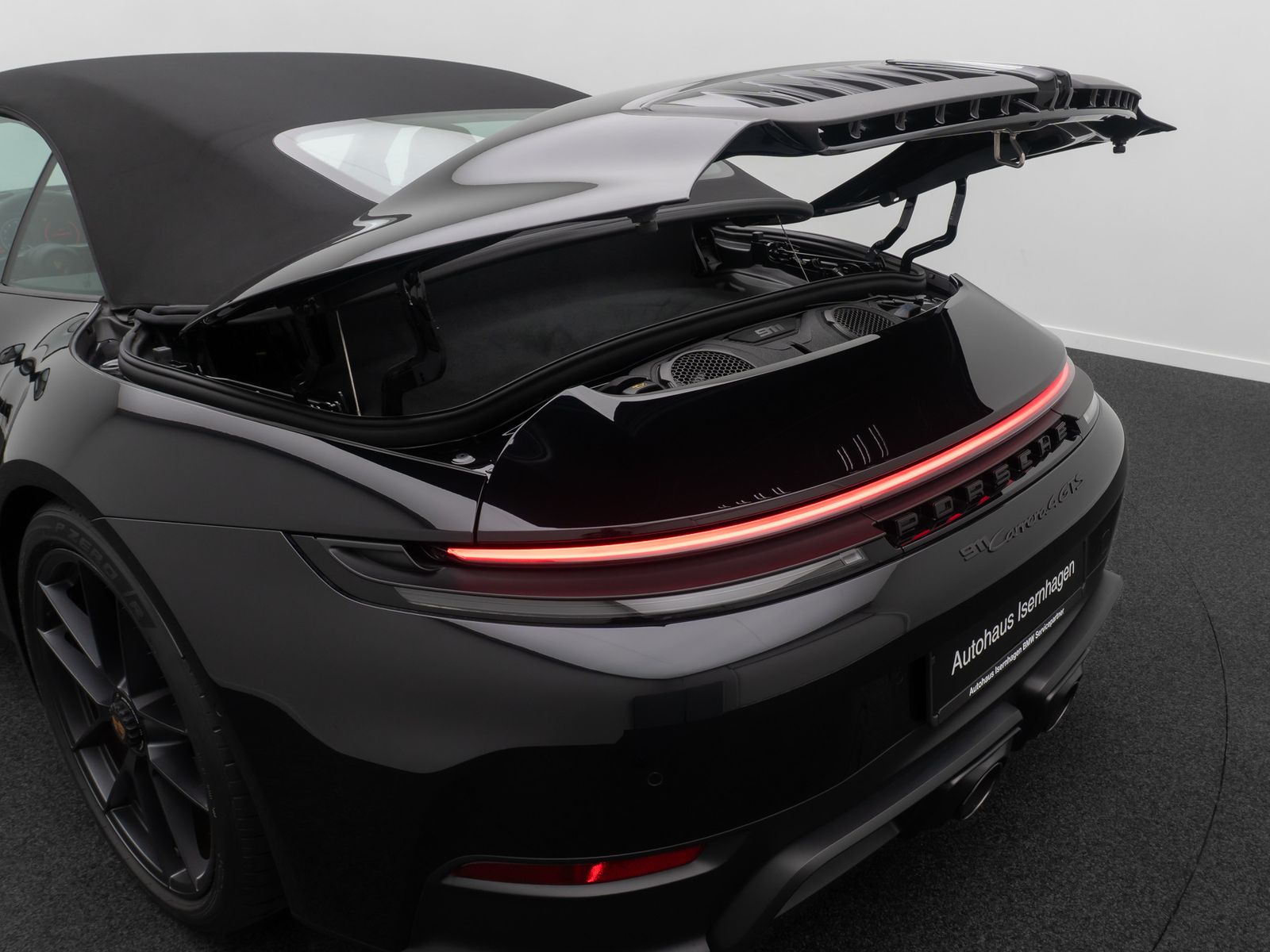 Fahrzeugabbildung Porsche 992 911 Carrera 4GTS Cabrio BOSE Individual Voll