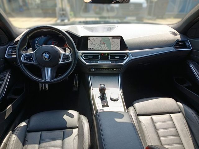 BMW 320, 2021 — 20