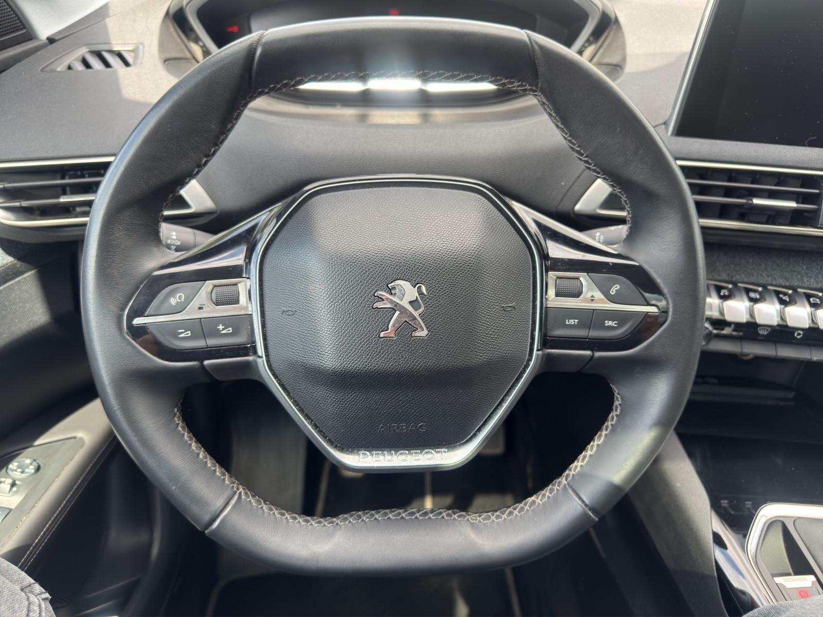 Peugeot 3008 2.0 HDi Allure PANO/NAV/SHZ/360/ASSISTENZ