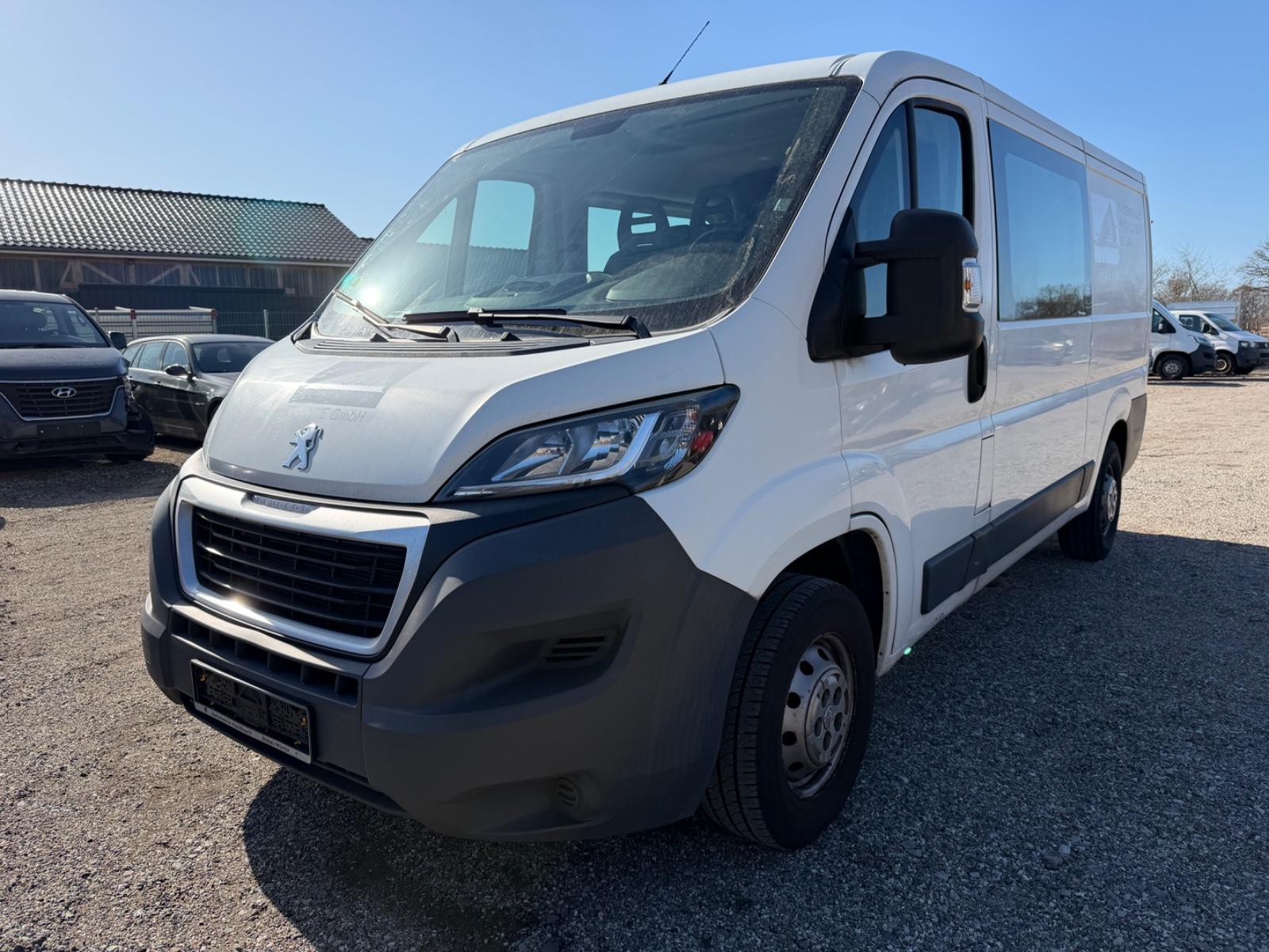 Peugeot Boxer 2,0 Di 131 PS /Navi/6Sitze