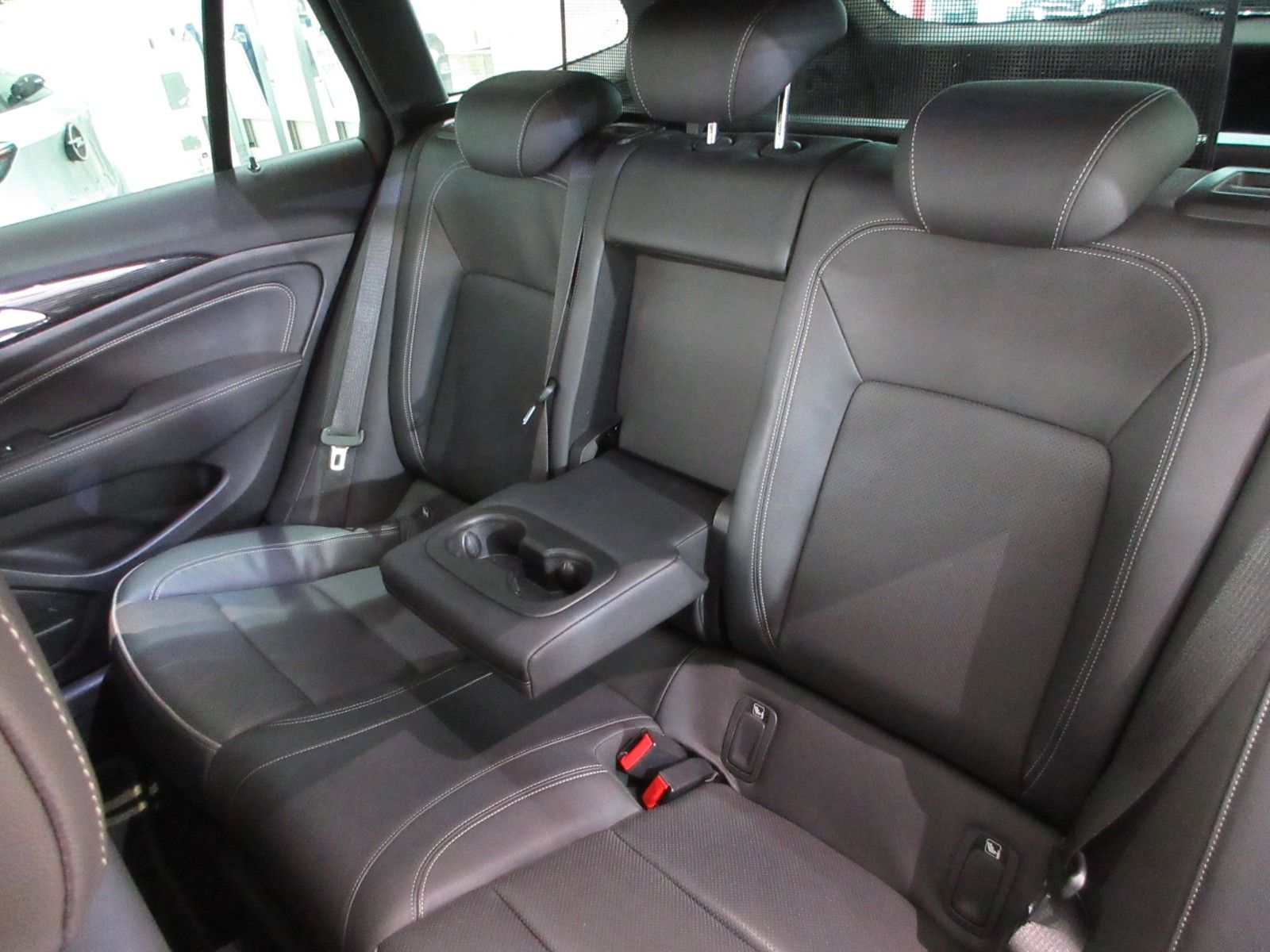 Fahrzeugabbildung Opel Insignia B ST Innovation 4x4 LEDER/4xSHZ/LHZ/AHK