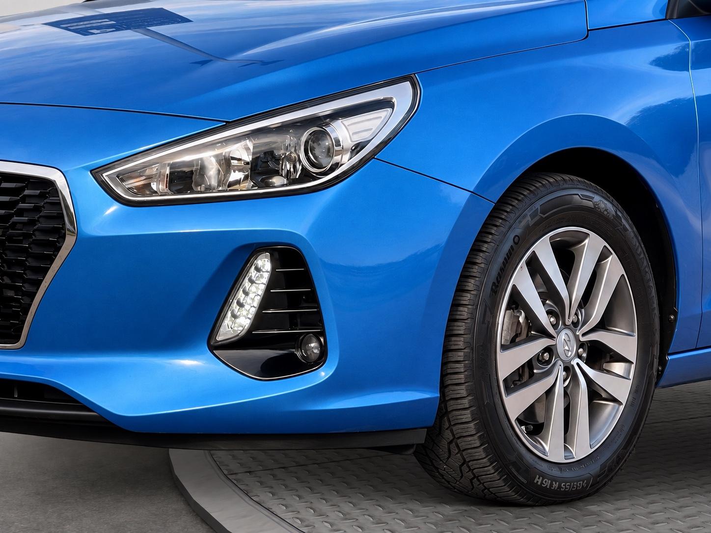 Hyundai i30 1,4 AUTOM. NAVI SITZHEIZ.SCHECKHEFT GARANTIE