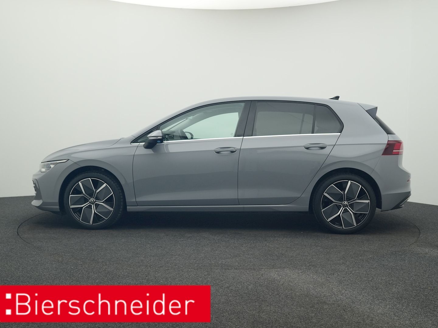 Volkswagen Golf 8 1.5 TSI Style LED+ KAMERA ACC APP-CONNECT imagem 3