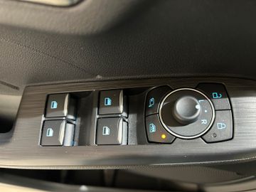 Ford Kuga Titanium 1,5 NEUES MODELL