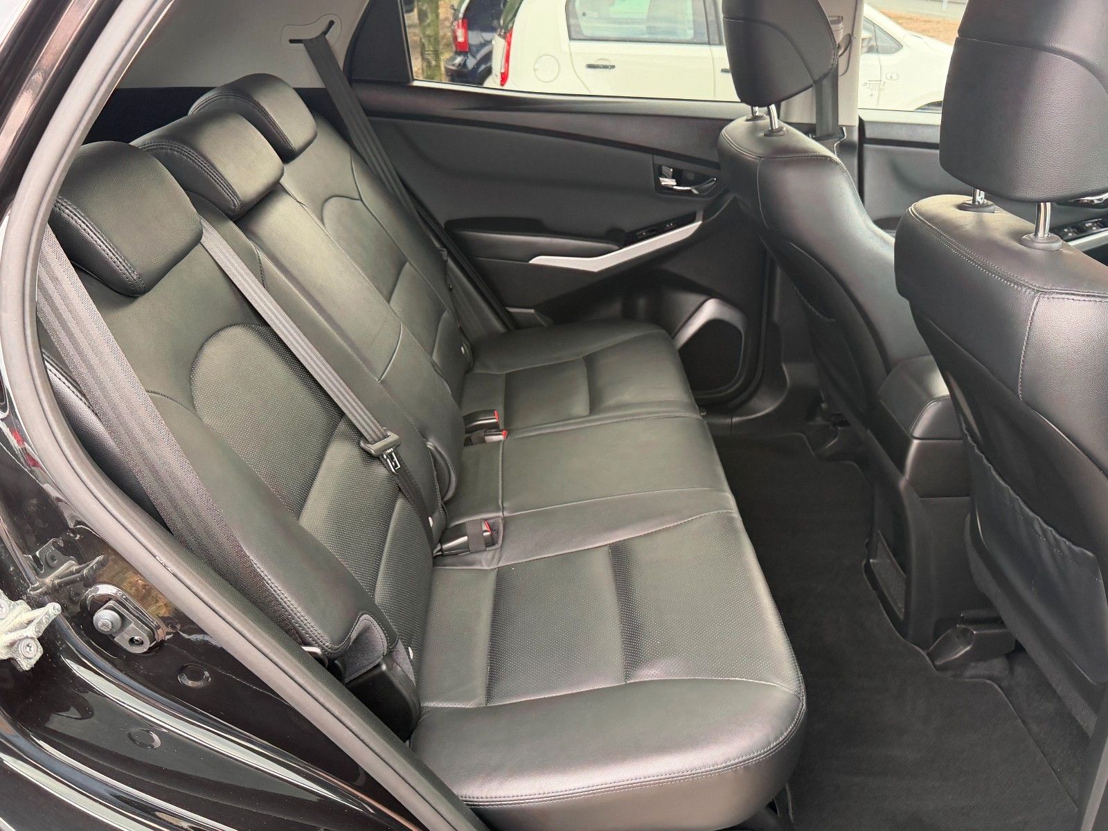 Fahrzeugabbildung Ssangyong Korando 2.2 e-XDi 220 *Nav*8fach*Kamera*AWD*PDC*