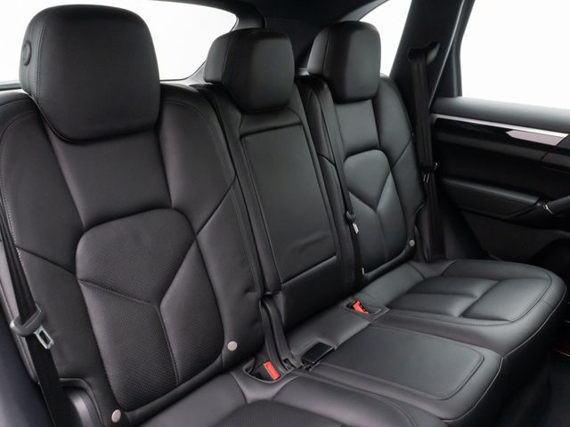 Foto Nummer 28: PORSCHE Cayenne