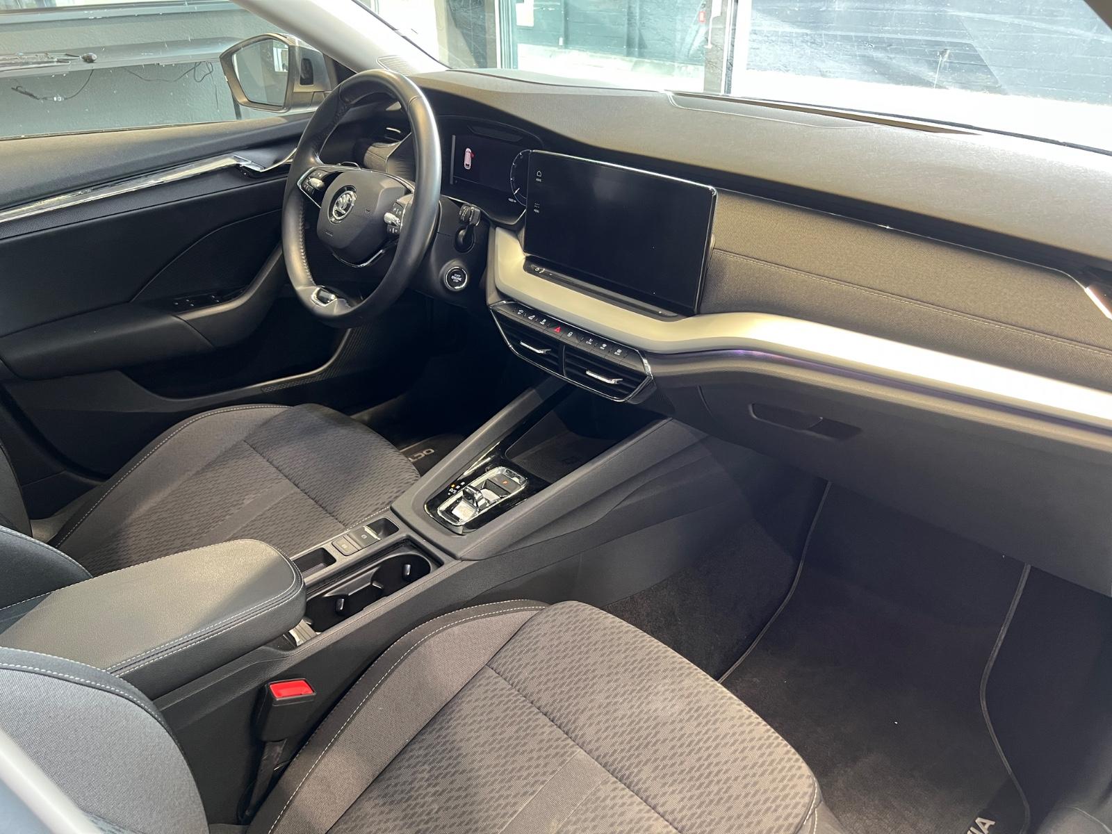 Skoda Octavia Combi*MEMORY*TOTWINKEL*LenkradHZ, миниатюра 25